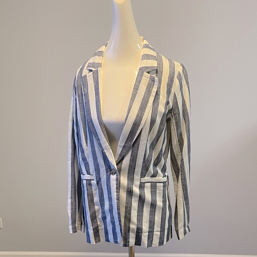 Sugarlips linen blazer